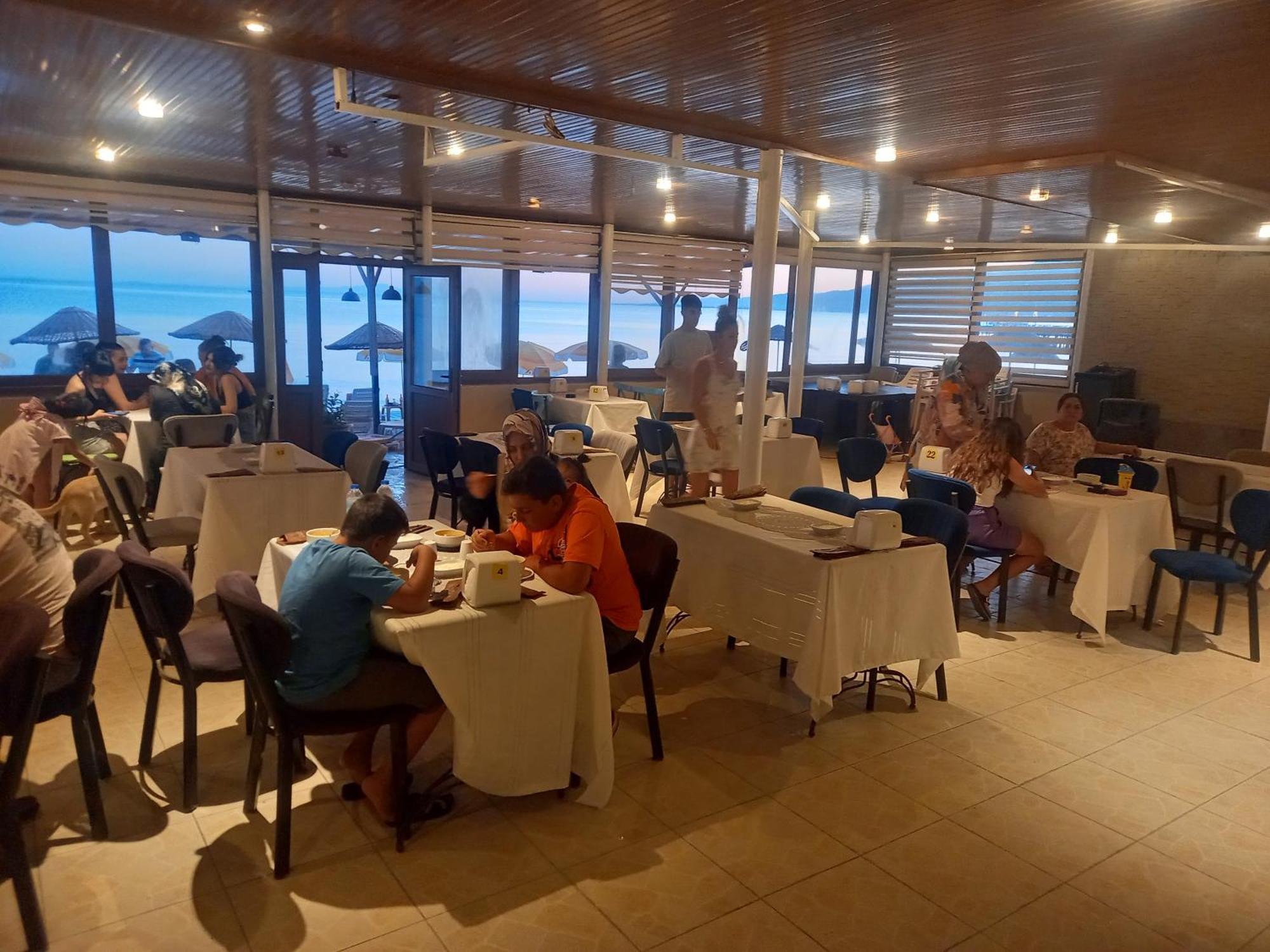 Paradise Hotel Akcay Edremit  Esterno foto